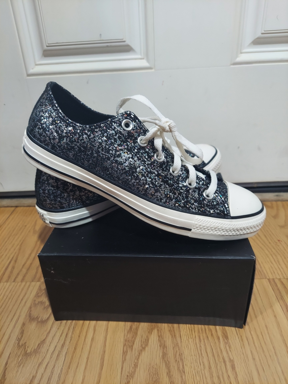 Converse Chuck Taylor All Star Low Glitter Black Egret Sparkle Lace Up Sneakers
